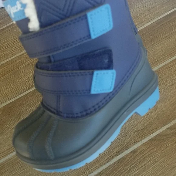 Cat & Jack Snow Boots - Picture 3 of 6